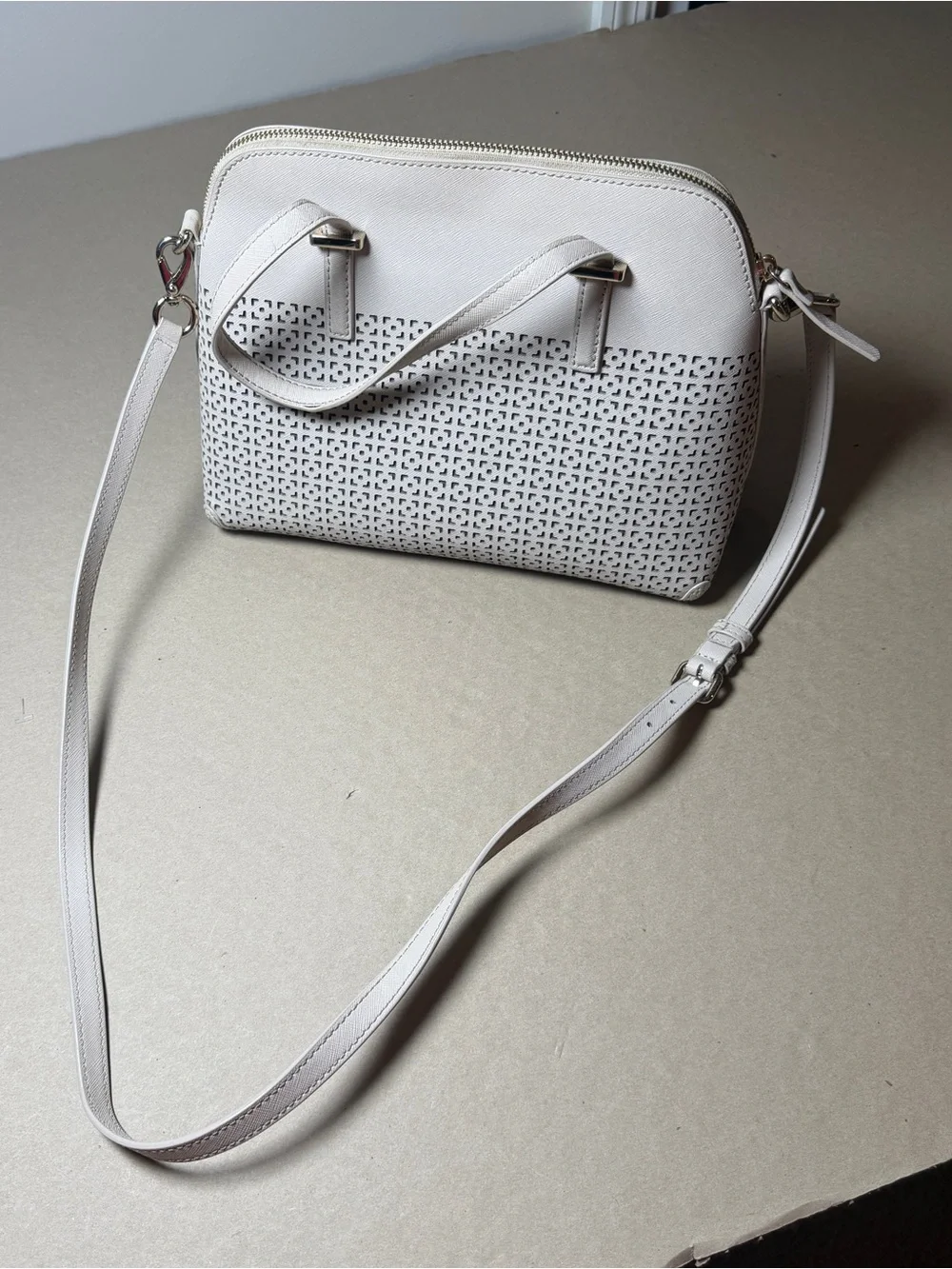 Kate spade cedar street maise perforated purse handbag womens classic beige